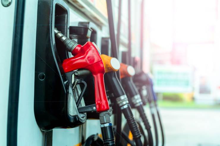 Benzina Slovenia diesel costo ridotto