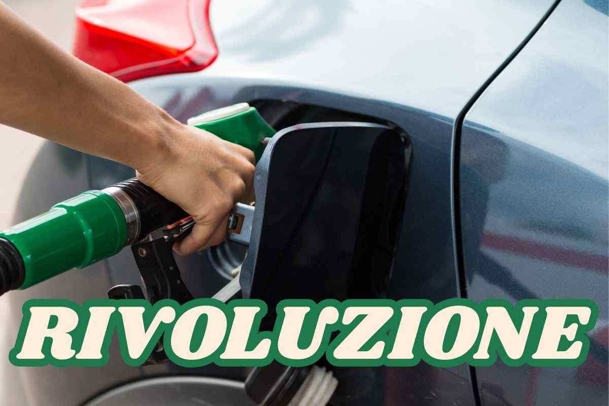 Auto elettrica ricarica Curb Charger novità Rheinmetall