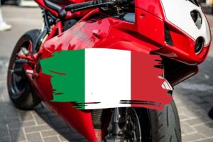 Laverda 1000 moto 3 cilindri Italia