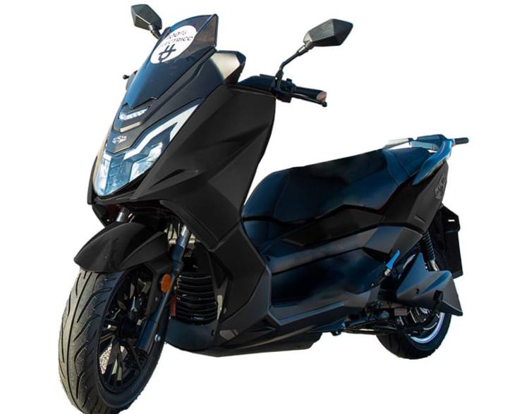 Invicta Neila Electric Yamaha TMax