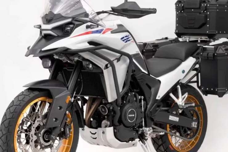 Kove 625X novità moto enduro stradale