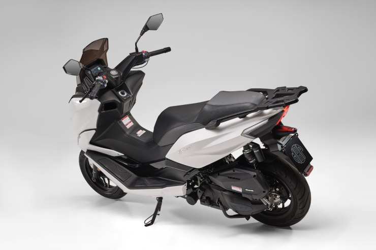 Morbidelli SC300 scooter Yamaha TMax