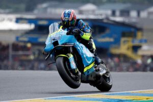 Ogura in pista con l'Aprilia