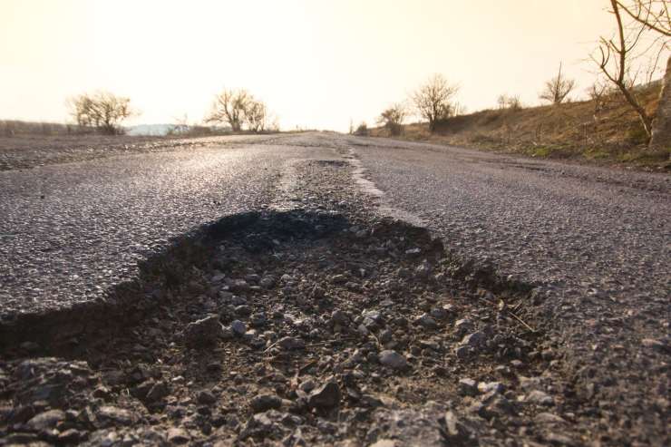 Strada buca paura pericolo risarcimento Comune