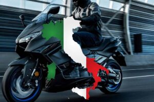 Morbidelli SC300 scooter Yamaha TMax
