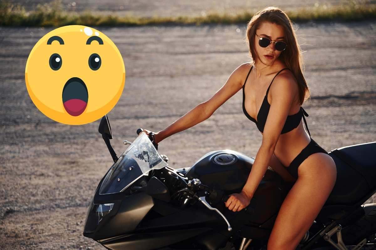 Follia, in mutande in moto per entrare nella storia