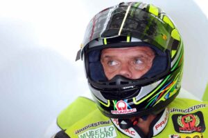 Capirossi con il suo casco