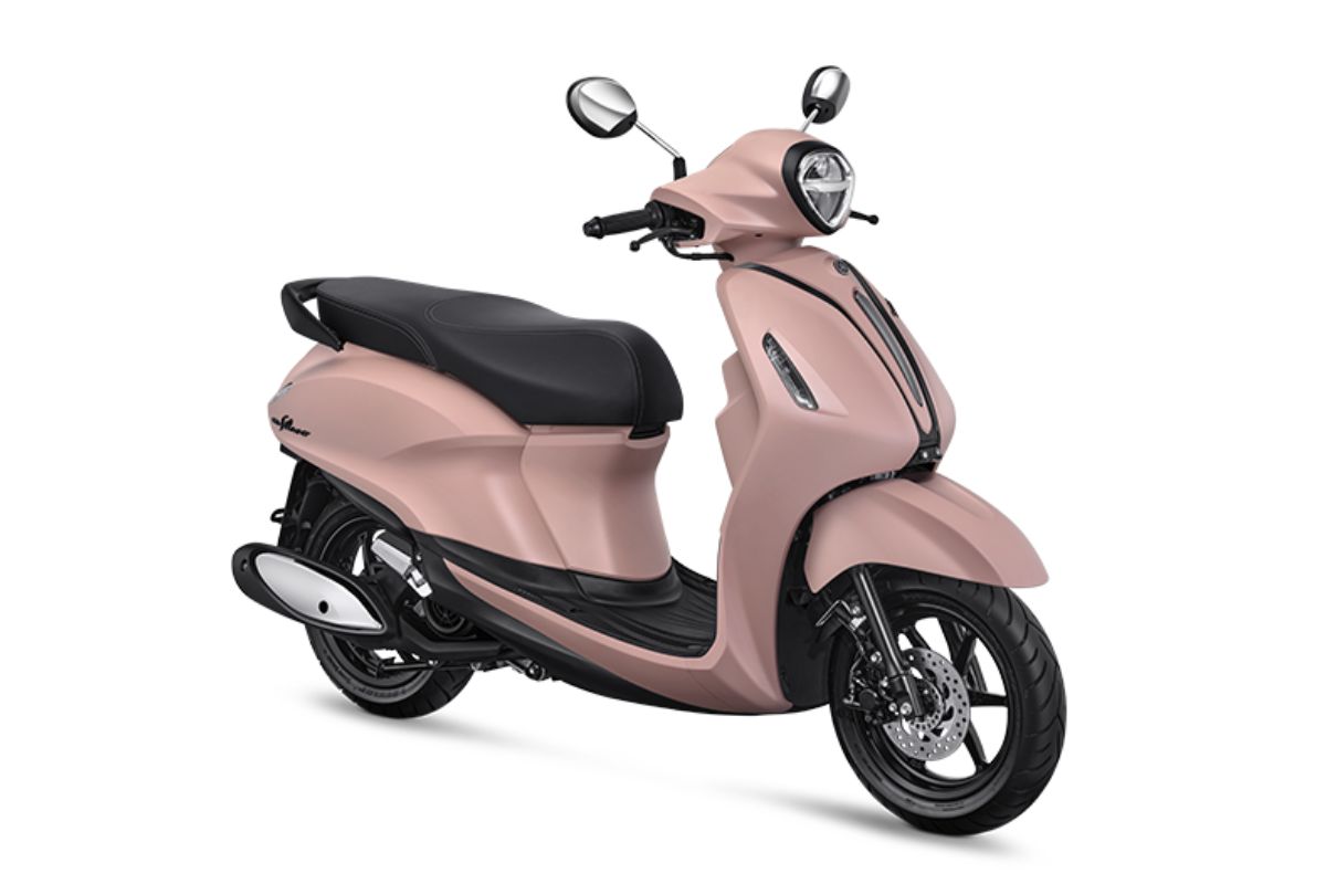 Yamaha sfida Vespa