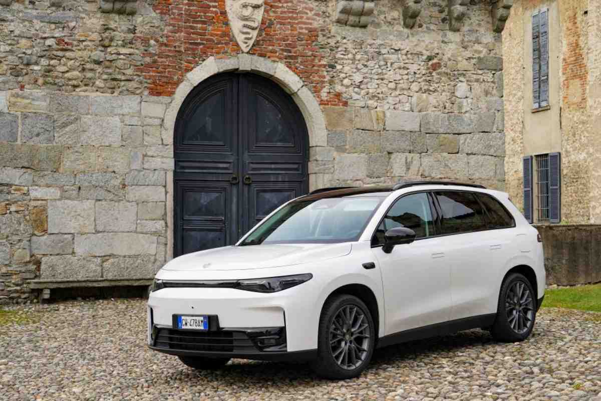 Stellantis batte Tesla