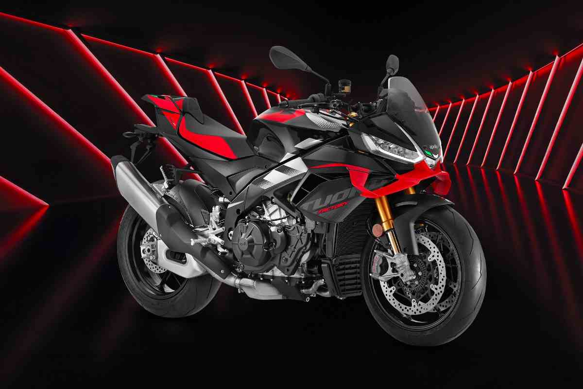 aprilia tuono factory