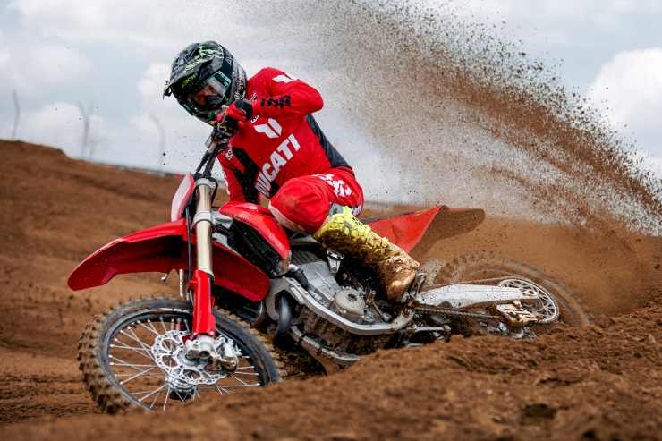 Ducati Desmo 450 MX novità motocross