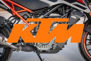 KTM 390 Adventure moto
