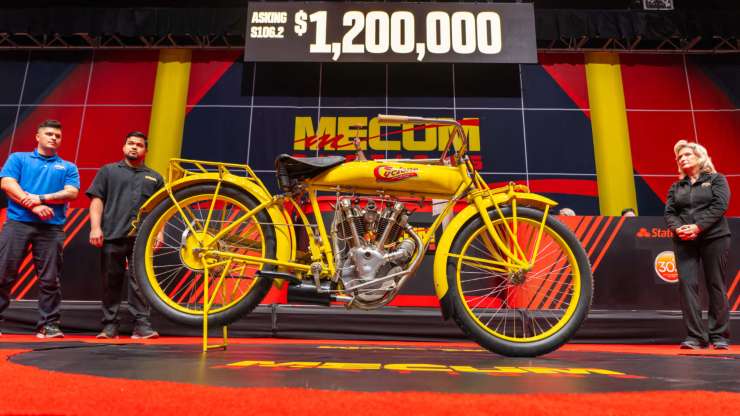 Moto un milione asta Cyclone V-Twin