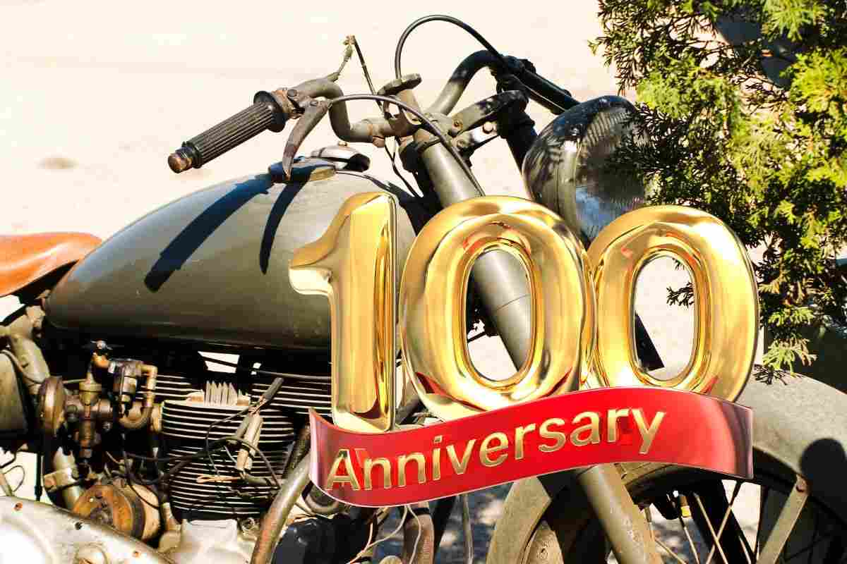 Irving Vincent moto secolo