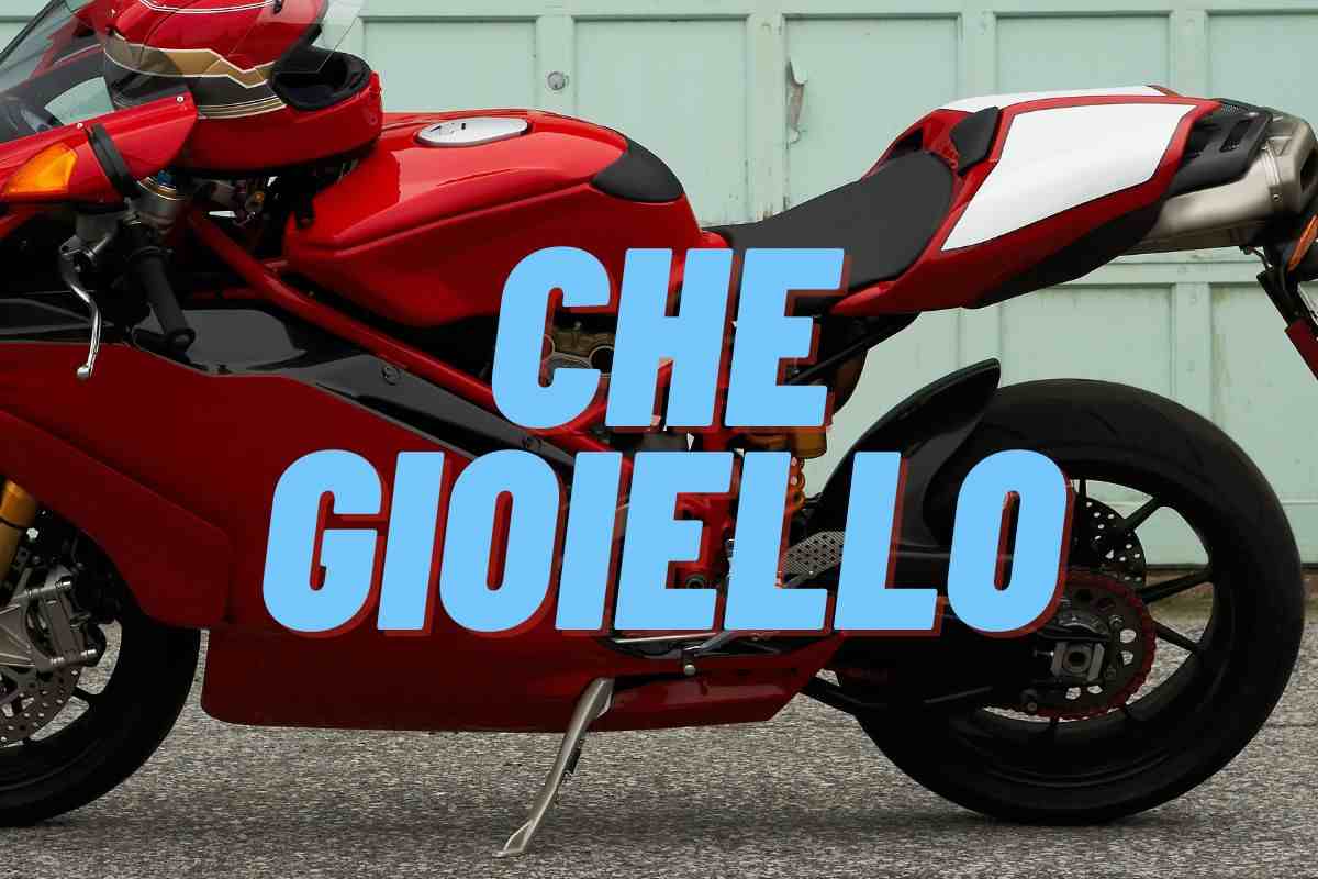 Cagiva Alazzurra moto Ducati