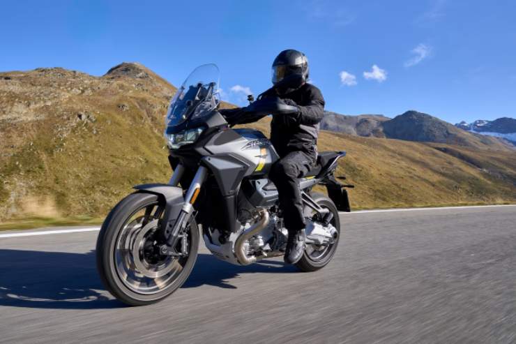 Moto Guzzi Stelvio BMW GS Italia usata