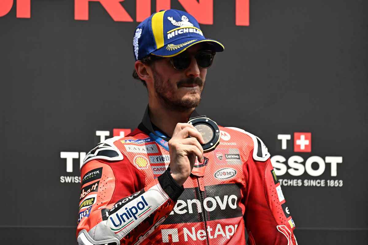 Ducati Desmo450 MX Pecco Bagnaia