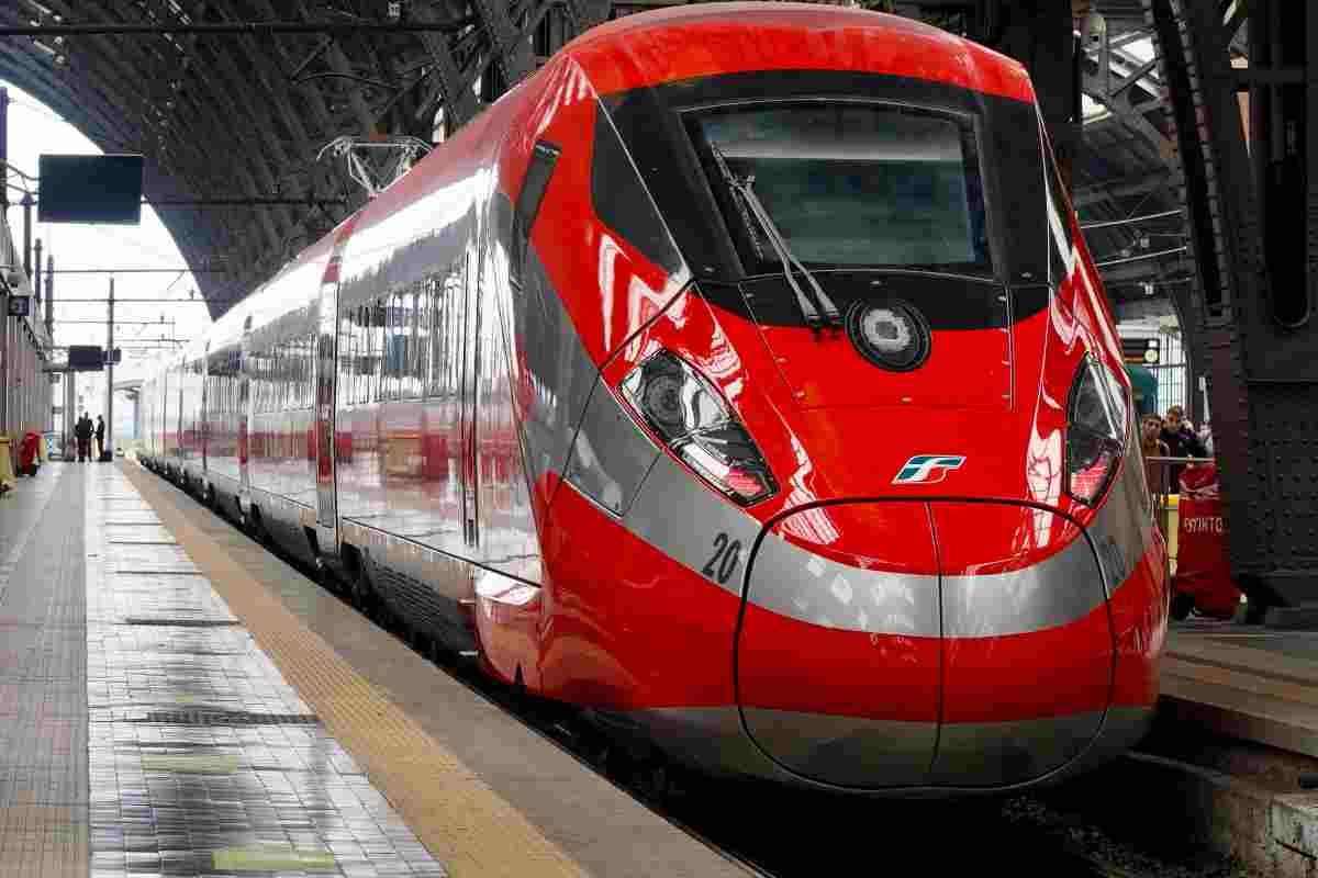 treno frecciarossa 