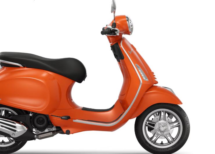 Vespa Primavera 50 più economica da 4.199 euro