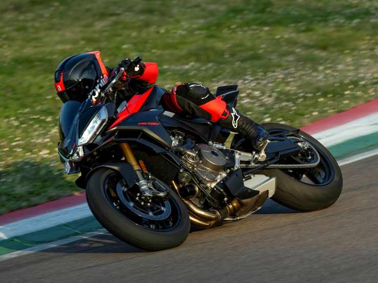 Aprilia Tuono 660 Factory moto
