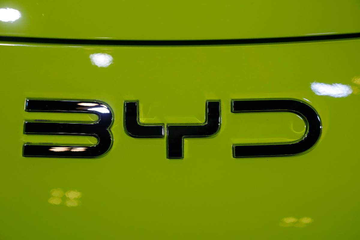 byd logo