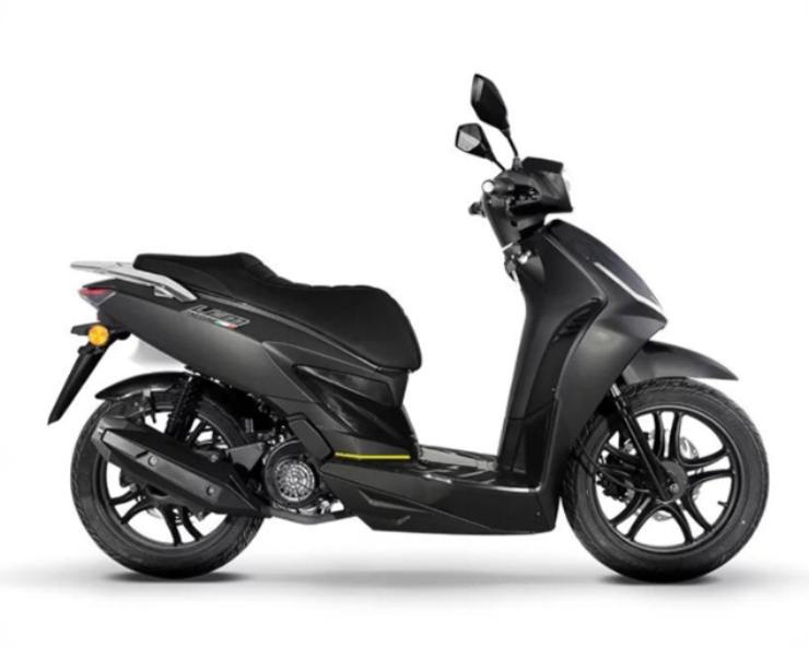Lem Motor Coral 125 scooter