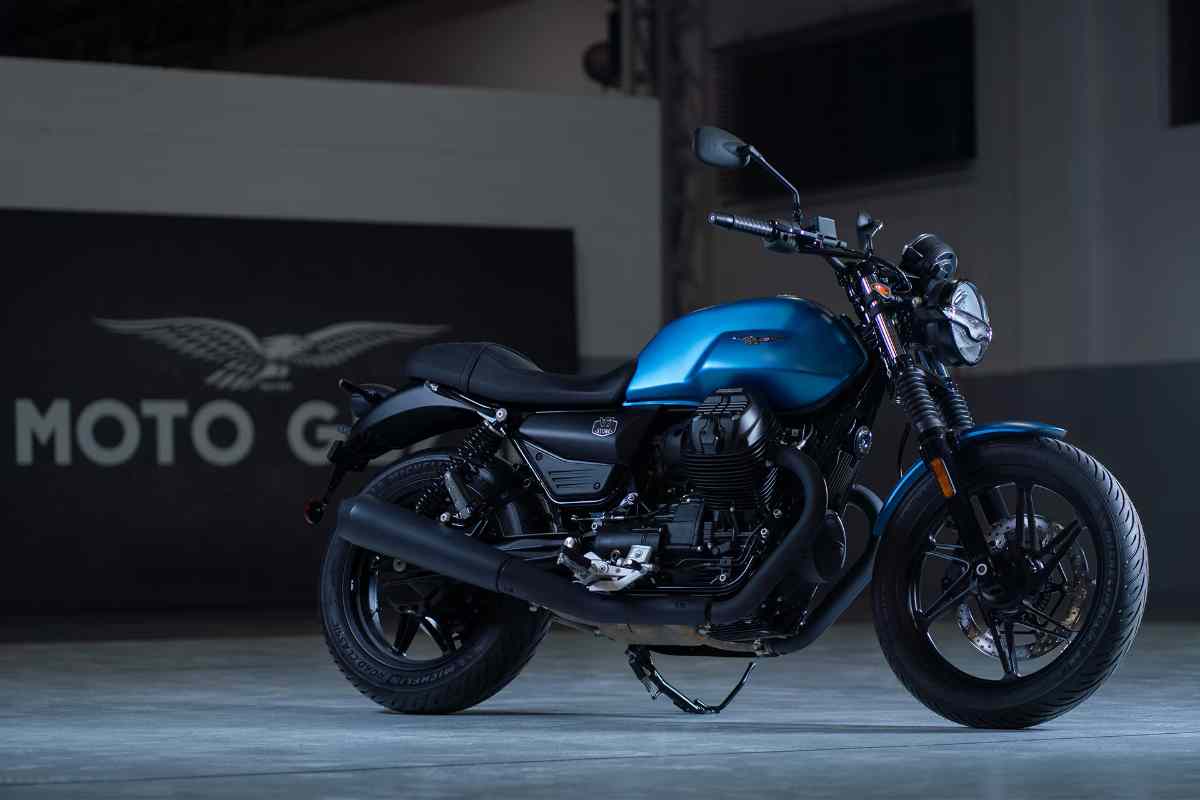 moto guzzi v7 