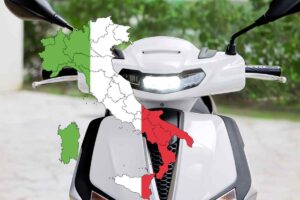 piaggio liberty scooter italia