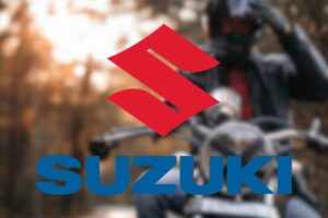 suzuki moto giapponese 4 cilindri