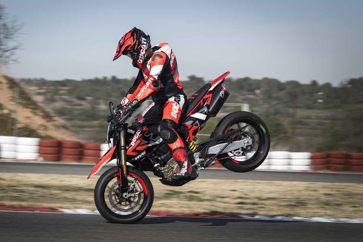 ducati mono nera
