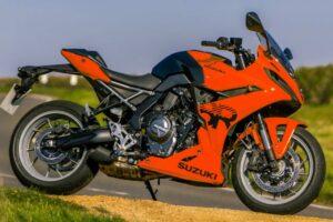 suzuki gsx 8
