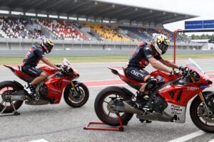 Automobilismo: Pole e vittorie a Sepang e Singapore