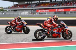 MotoGP: annullata la gara per motivi di sicurezza