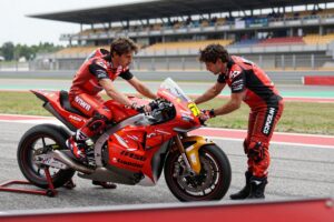 Pecco Bagnaia: Problemi con la gomma durante la gara